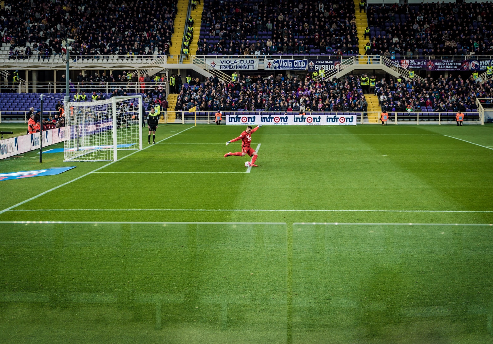 A magyar Labdarúgó Liga legkiemelkedőbb játékosai