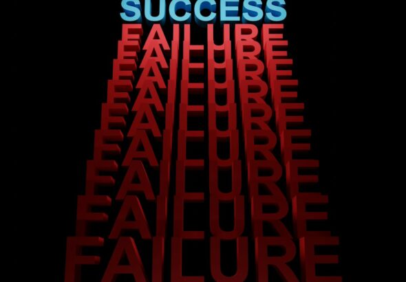 the words success and failure are arranged in a pyramid